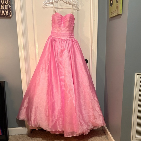 Away Dresses & Skirts - Away Pink Strapless Prom Dress